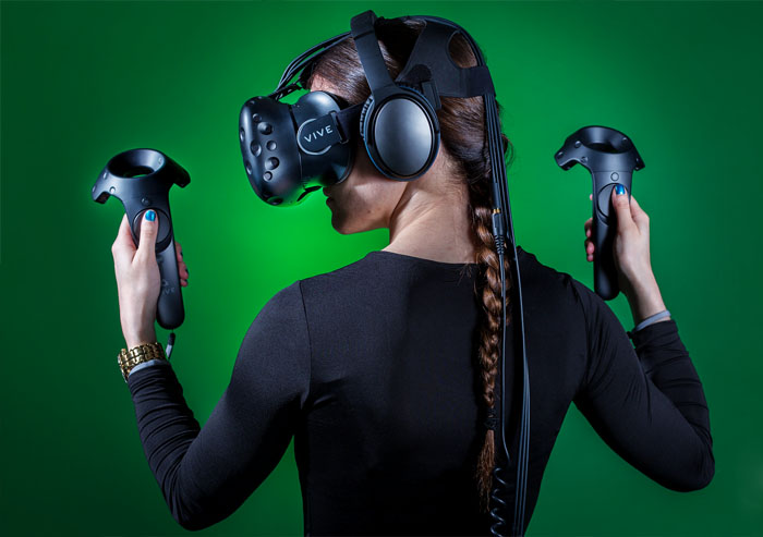 Girl HTC Vive